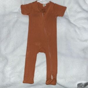 Larkspur Short sleeve Romper size 0-3 months